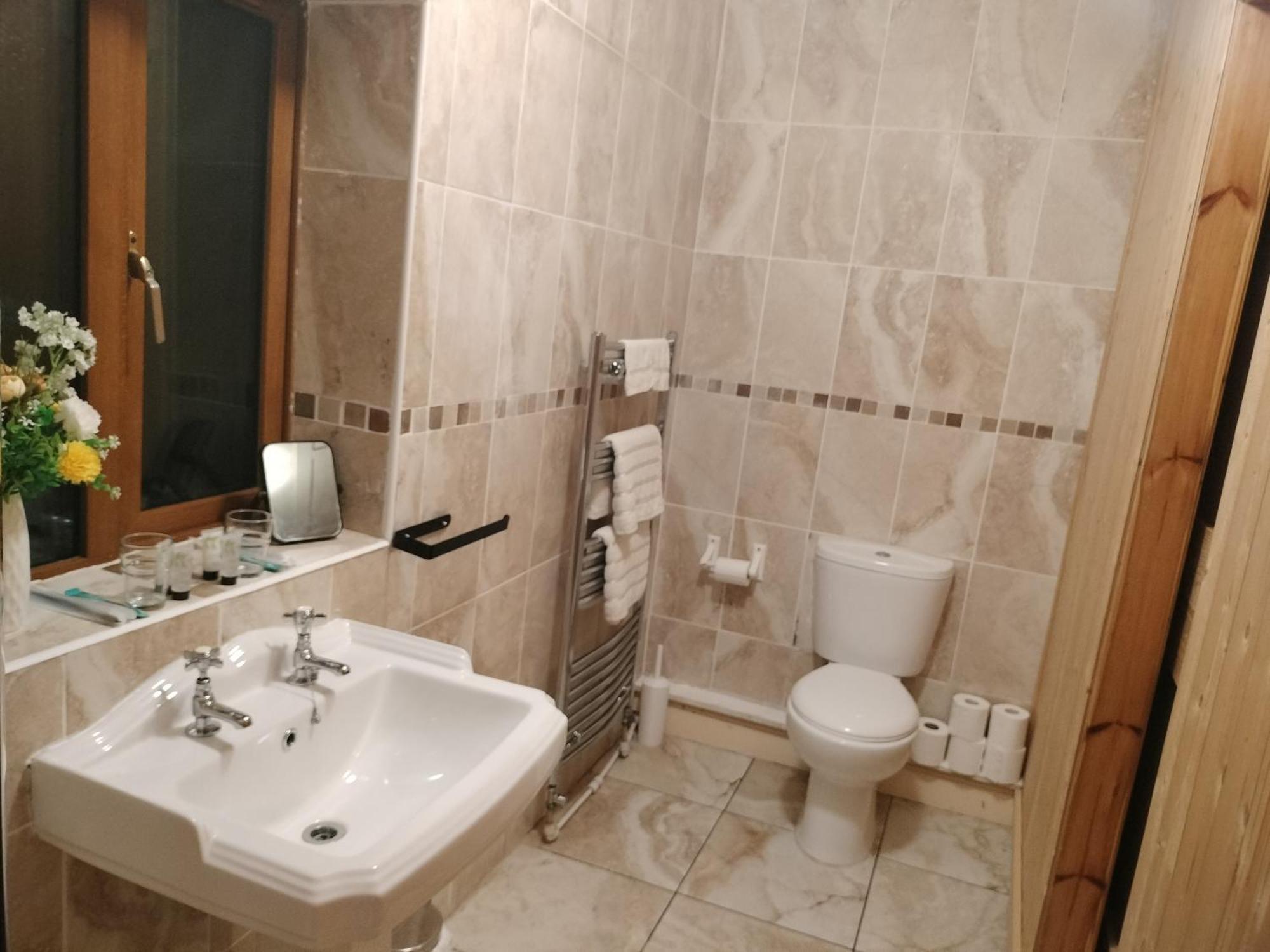 One Bedroom Apartment Achill Island Pets Allowed Γουέστπορτ Εξωτερικό φωτογραφία